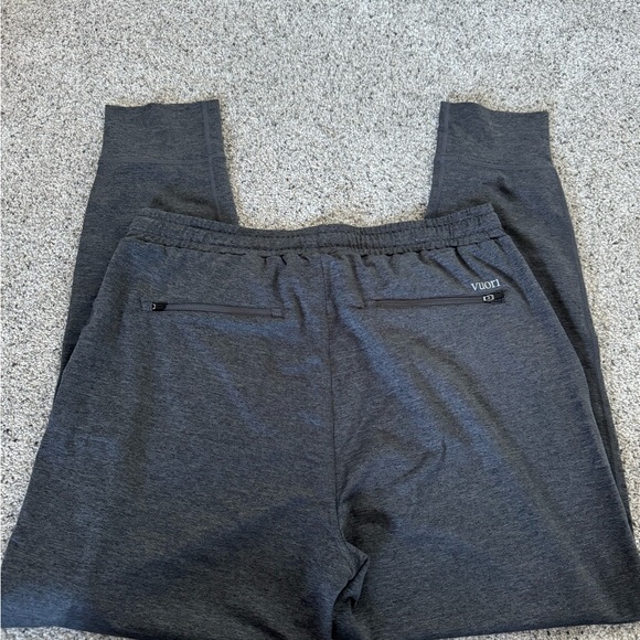 Vuori Sunday Performance Jogger Charcoal Heather - Picture 3 of 6